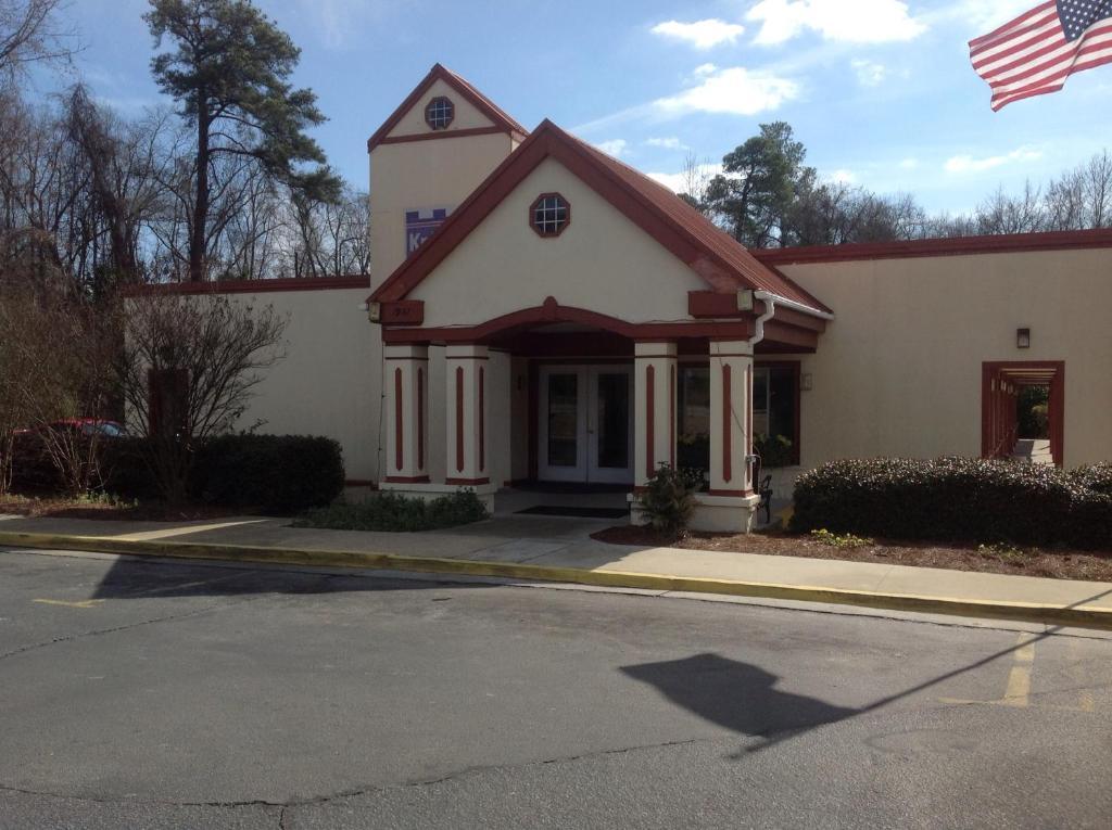 Knights Inn - Cayce Bagian luar foto