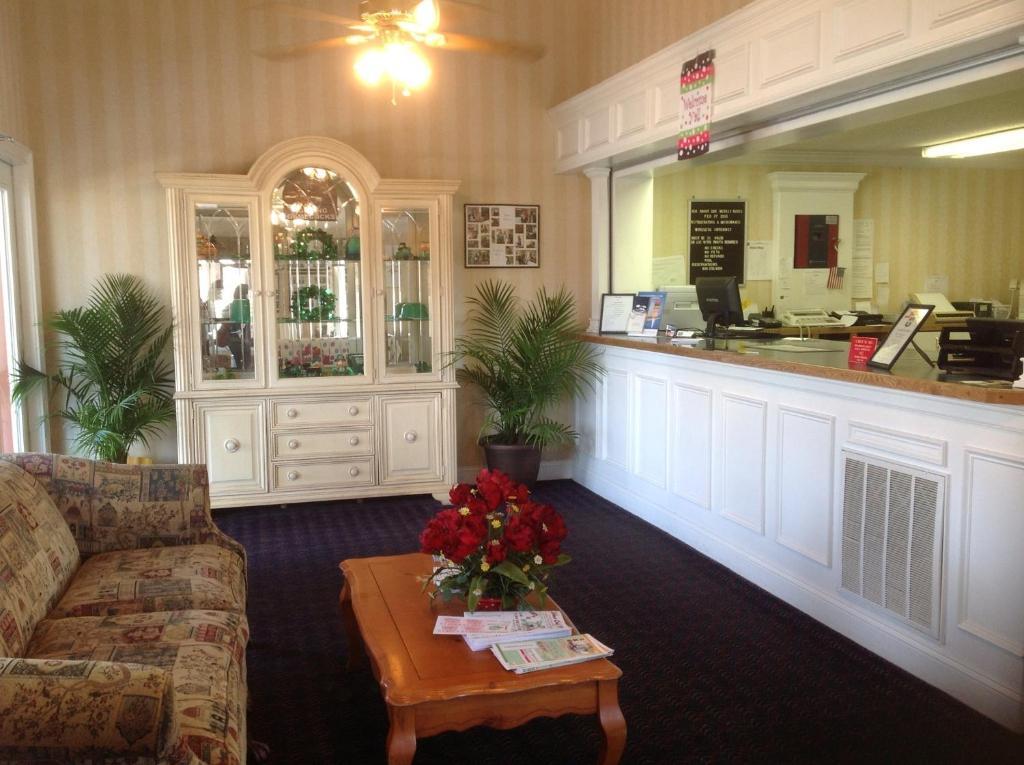 Knights Inn - Cayce Bagian luar foto