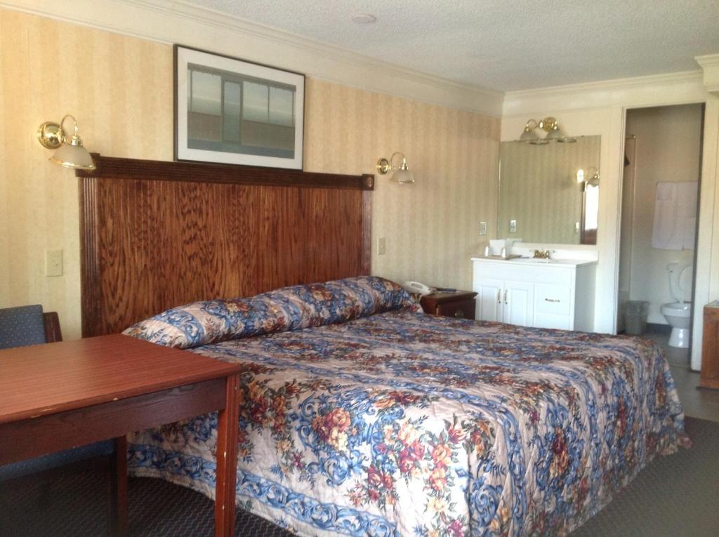 Knights Inn - Cayce Bagian luar foto